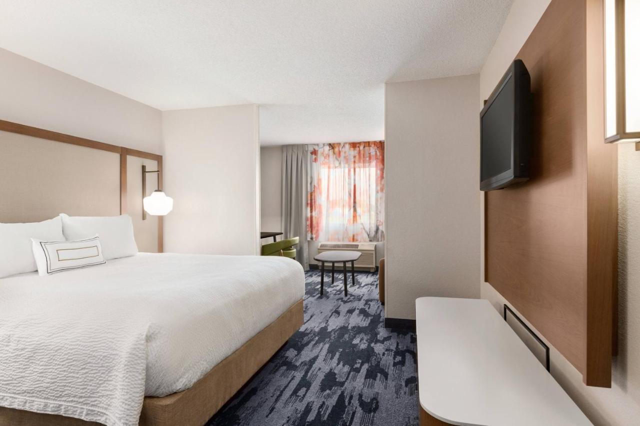 Fairfield Inn Erie Millcreek Mall Exteriör bild