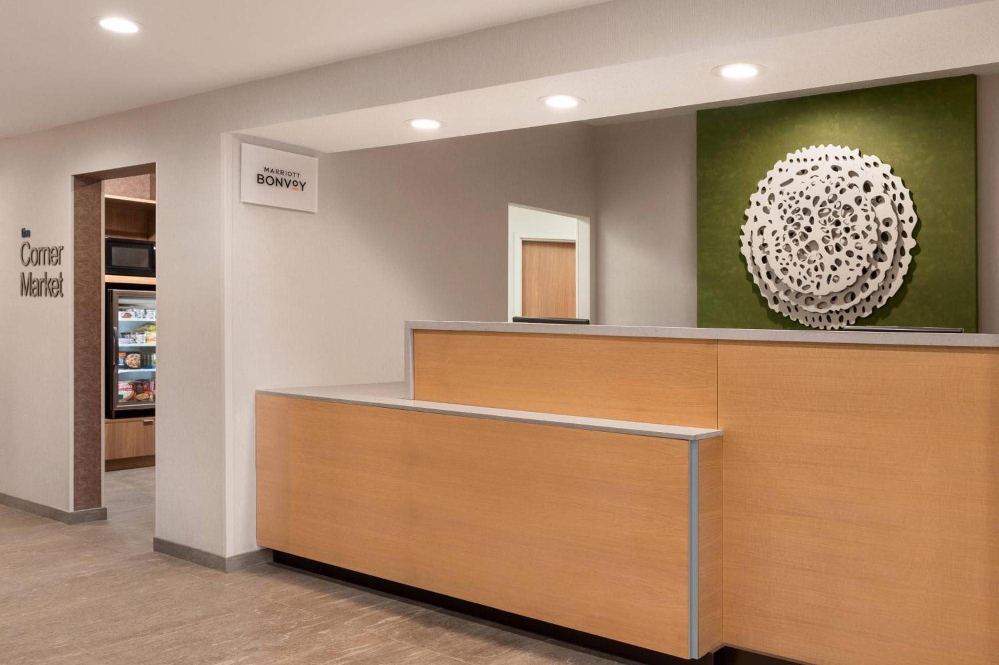 Fairfield Inn Erie Millcreek Mall Exteriör bild