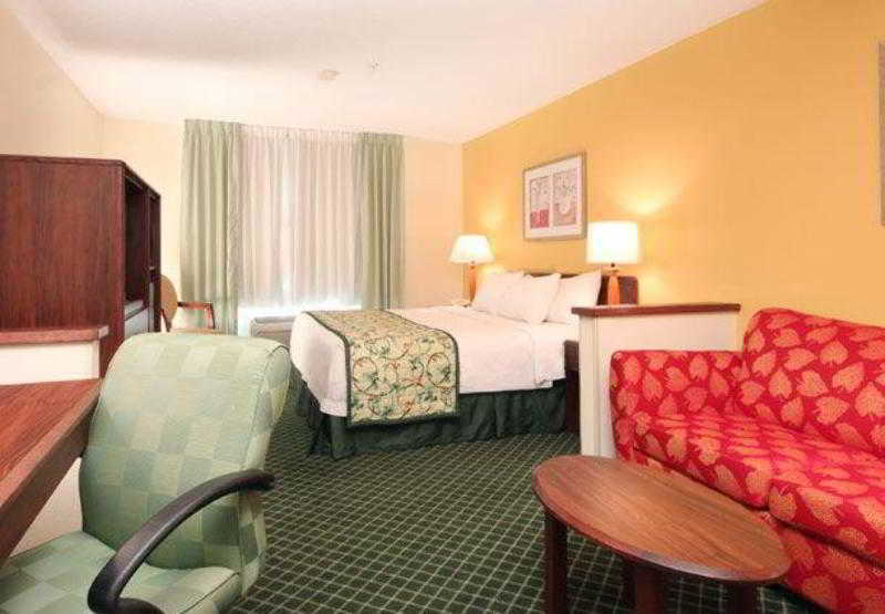 Fairfield Inn Erie Millcreek Mall Exteriör bild